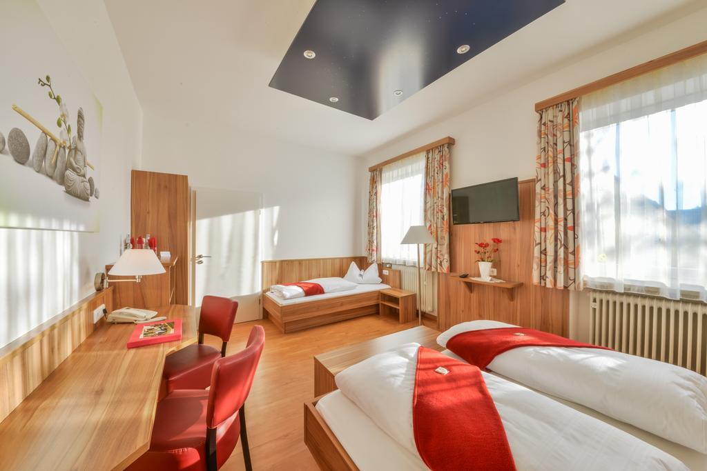 Hotel Drei Loewen 다하우 객실 사진